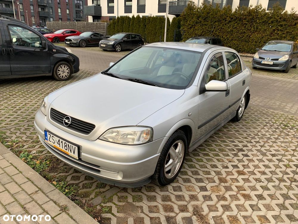 Opel Astra - 3
