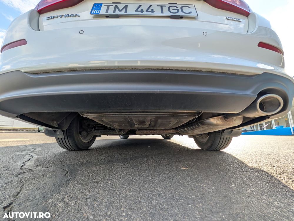 Kia Optima - 7