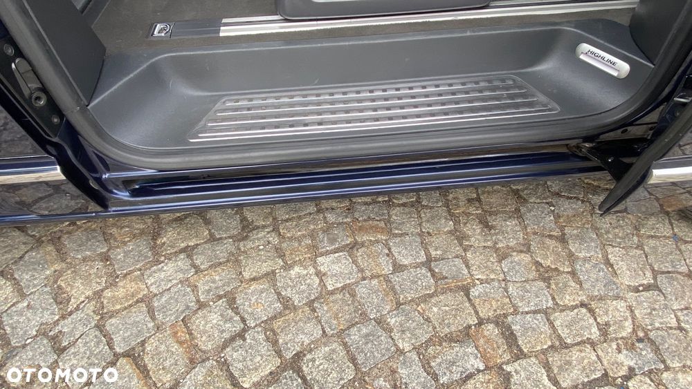 Volkswagen Multivan - 14