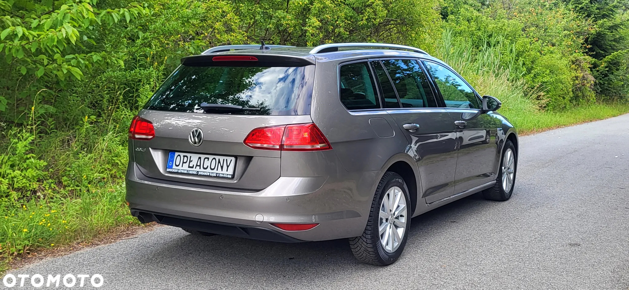 Volkswagen Golf Variant 1.6 TDI BlueMotion Technology Lounge - 4