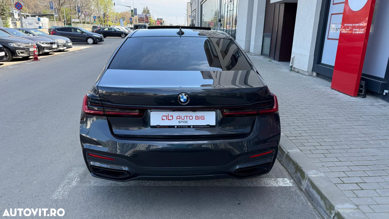 BMW Seria 7 730d xDrive MHEV - 9