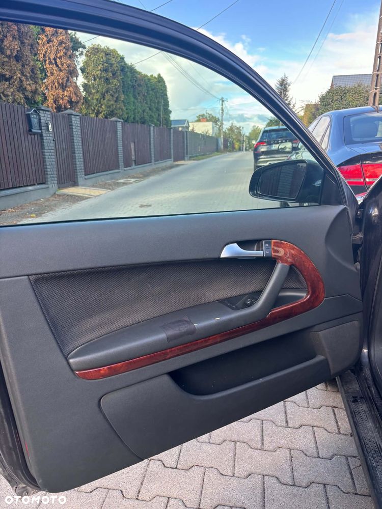 Audi A3 3-drzwiowe 1.9 TDI DPF Ambiente S tronic - 11