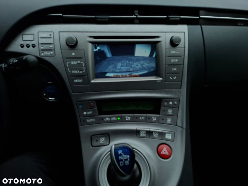 Toyota Prius (Hybrid) Executive - 22