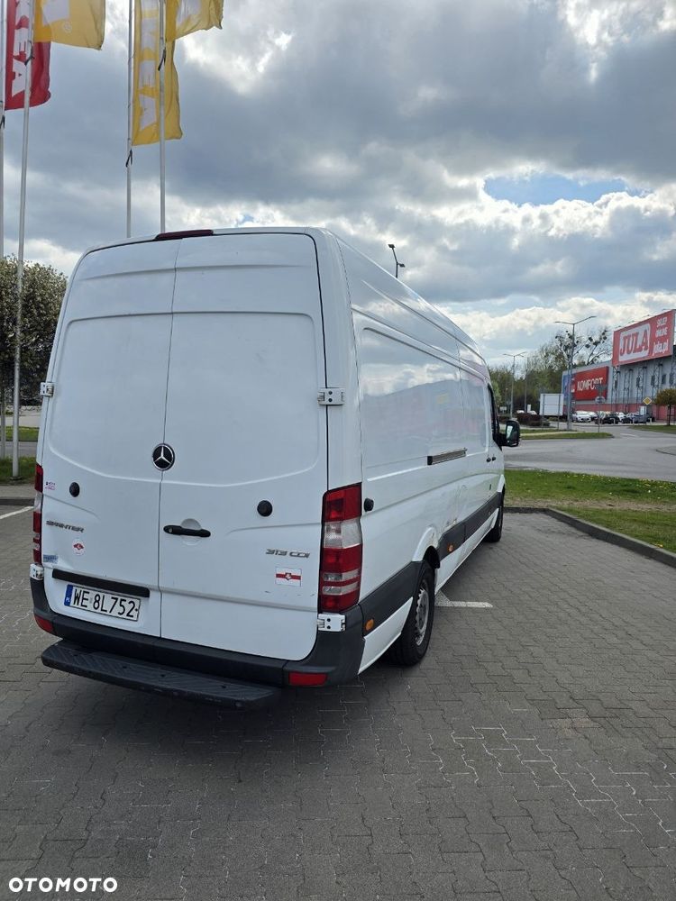 Mercedes-Benz Sprinter - 3