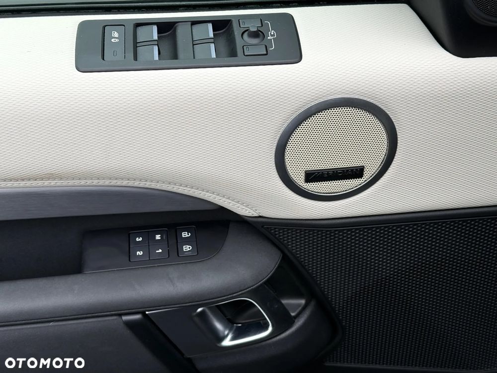 Land Rover Discovery D250 Dynamic SE - 14