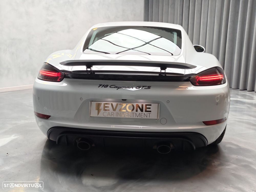 Porsche 718 Cayman GTS 4.0 - 6