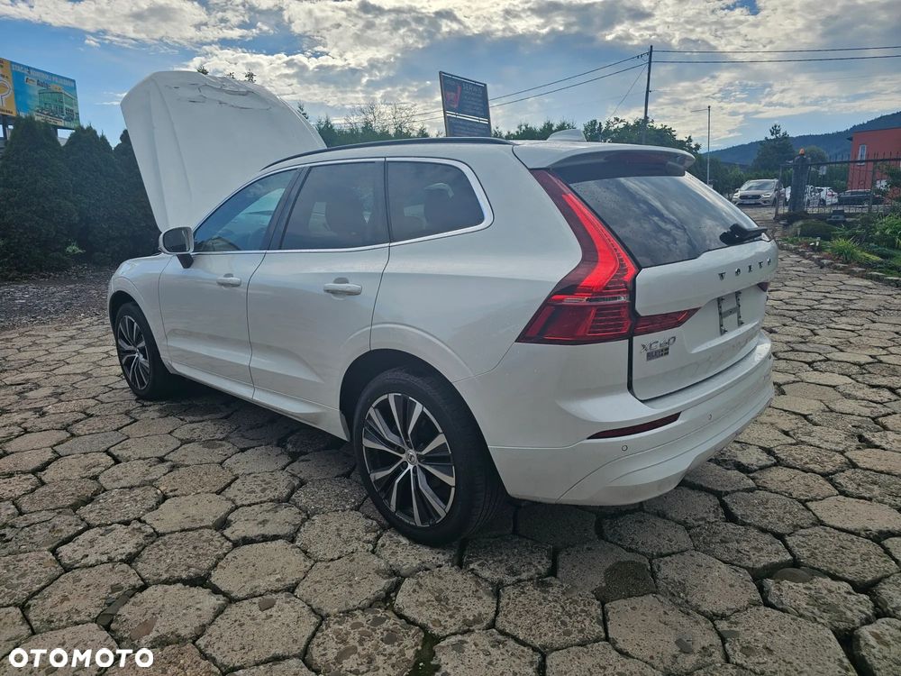 Volvo XC 60 B5 B AWD Geartronic Momentum Pro - 3