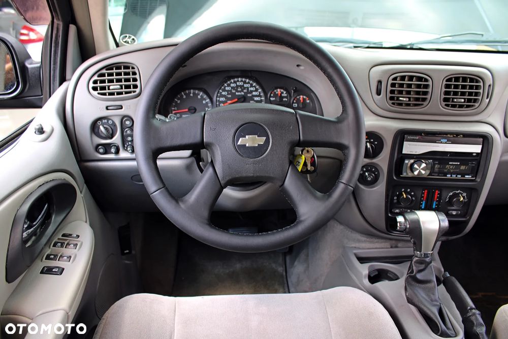 Chevrolet Trailblazer 4.2 LS - 12