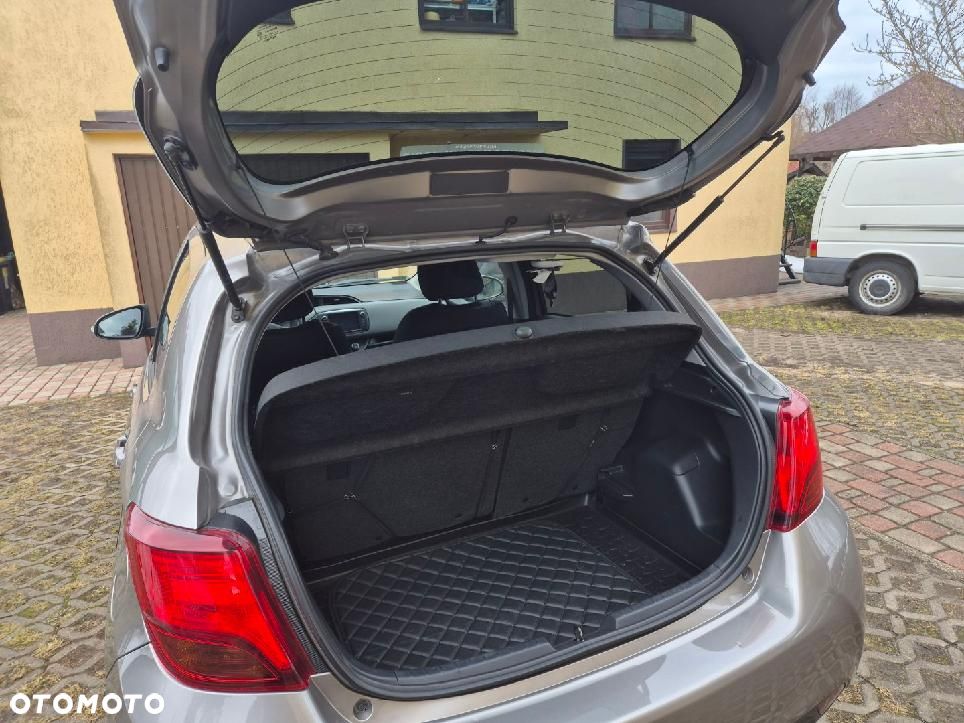 Toyota Yaris 1.33 Premium - 8