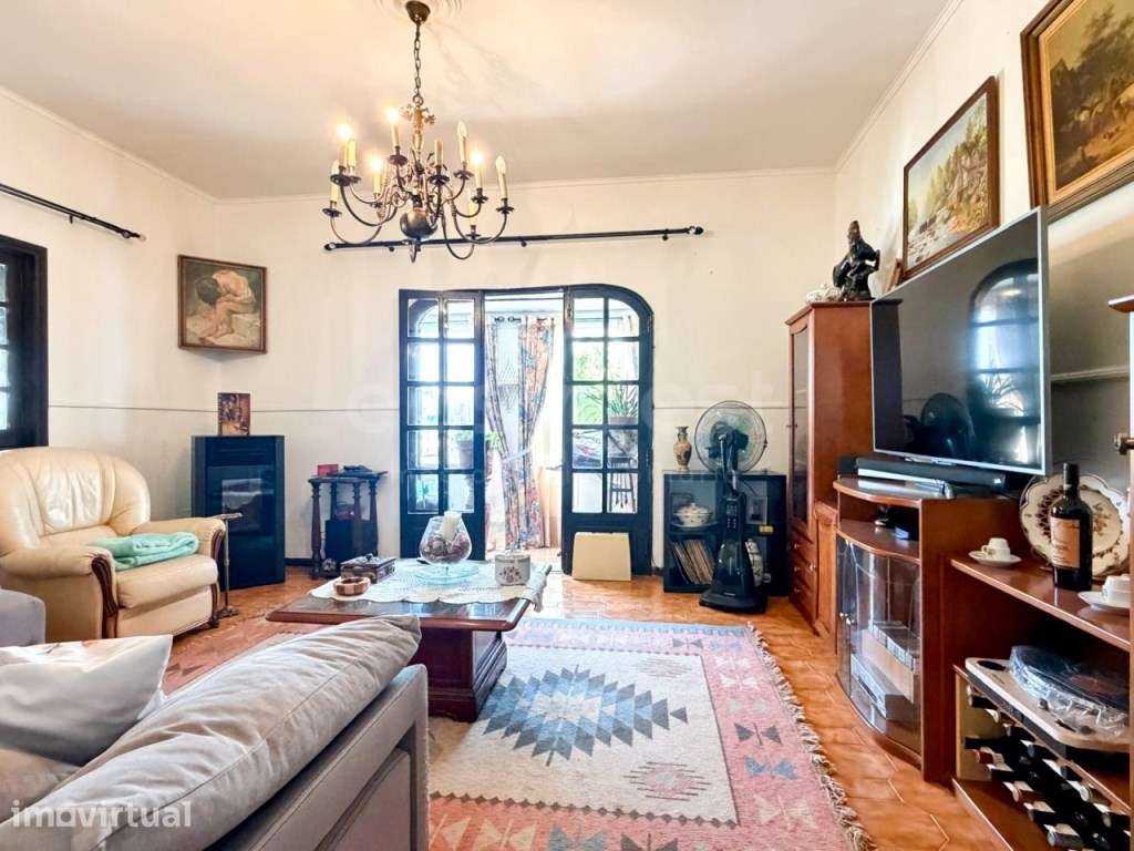 Moradia Térrea T4 Isolada, com Sotão e Garagem para 3 viaturas, na ... - Grande imagem: 3/46