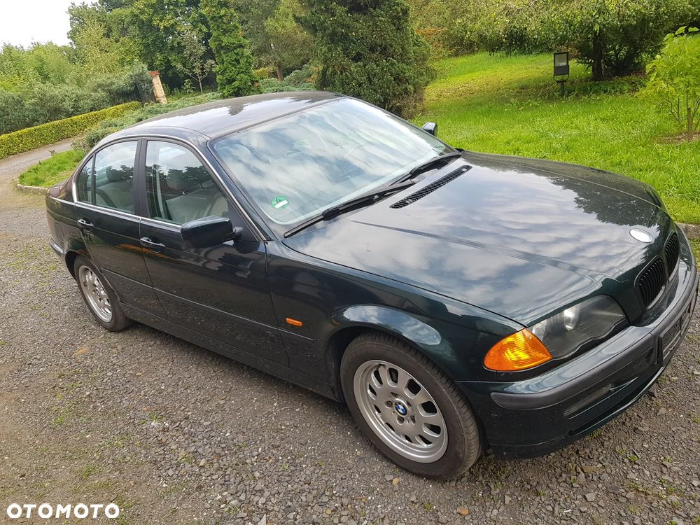 BMW Seria 3 320i Edition Exclusive - 4
