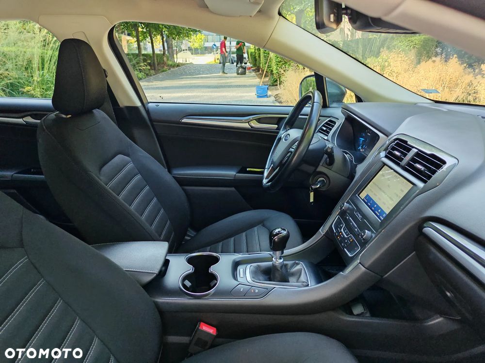 Ford Mondeo 2.0 EcoBlue Trend - 32
