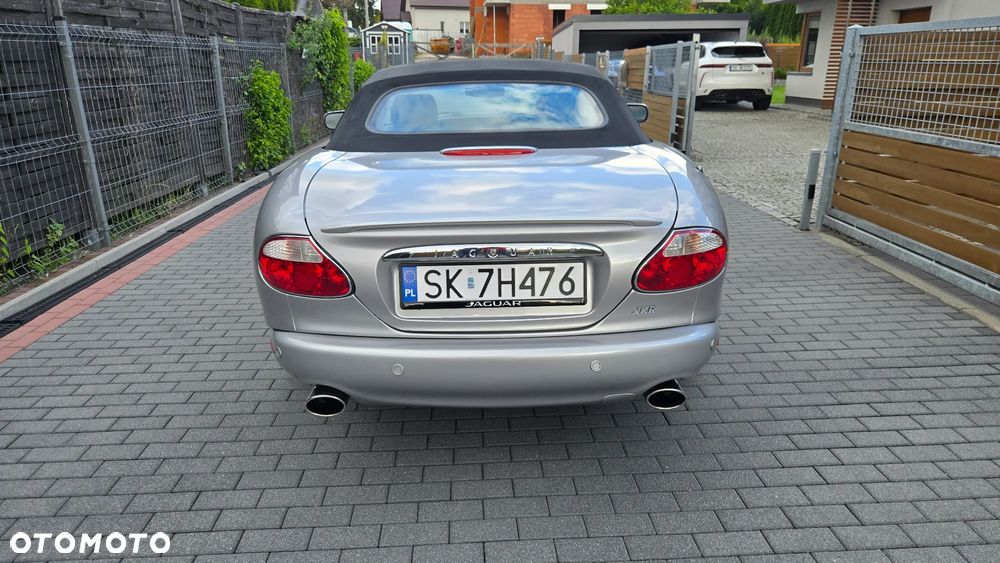 Jaguar XK8 - 5