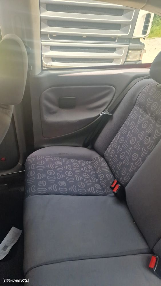 SEAT Ibiza 1.9 TDi Signo - 16