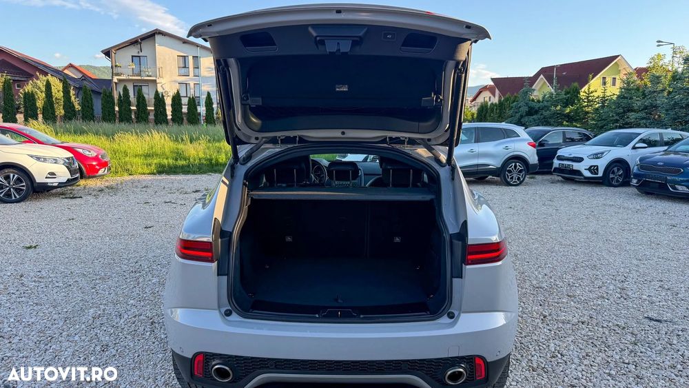 Jaguar E-Pace D180 AWD Aut. R-Dynamic HSE - 9