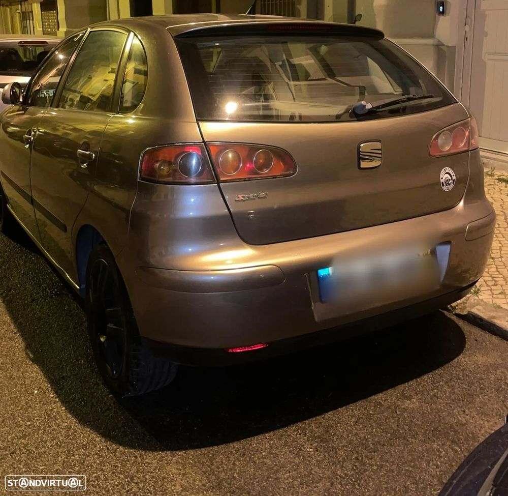 SEAT Ibiza 1.4 16V Signo - 2