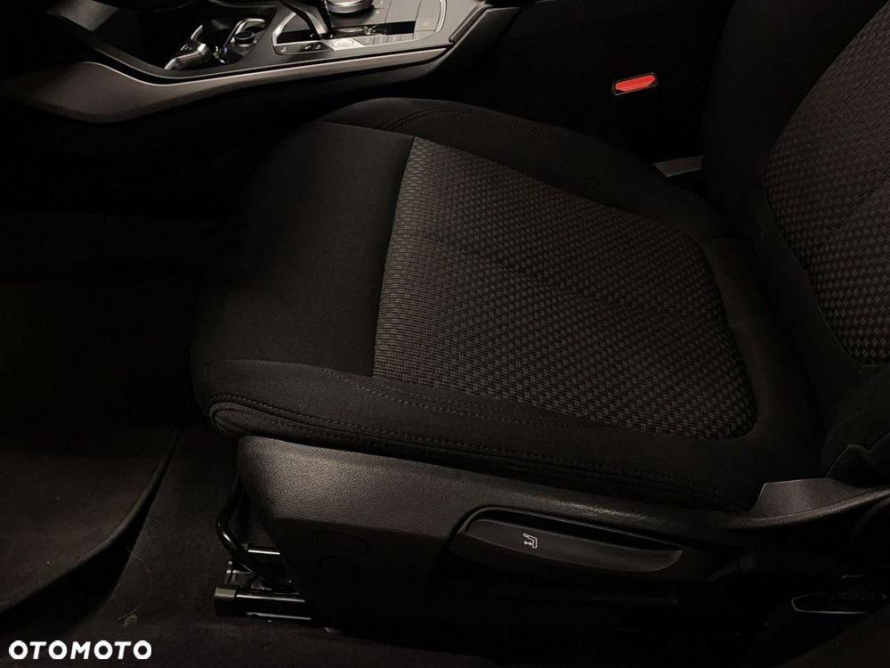 BMW Seria 2 - 16