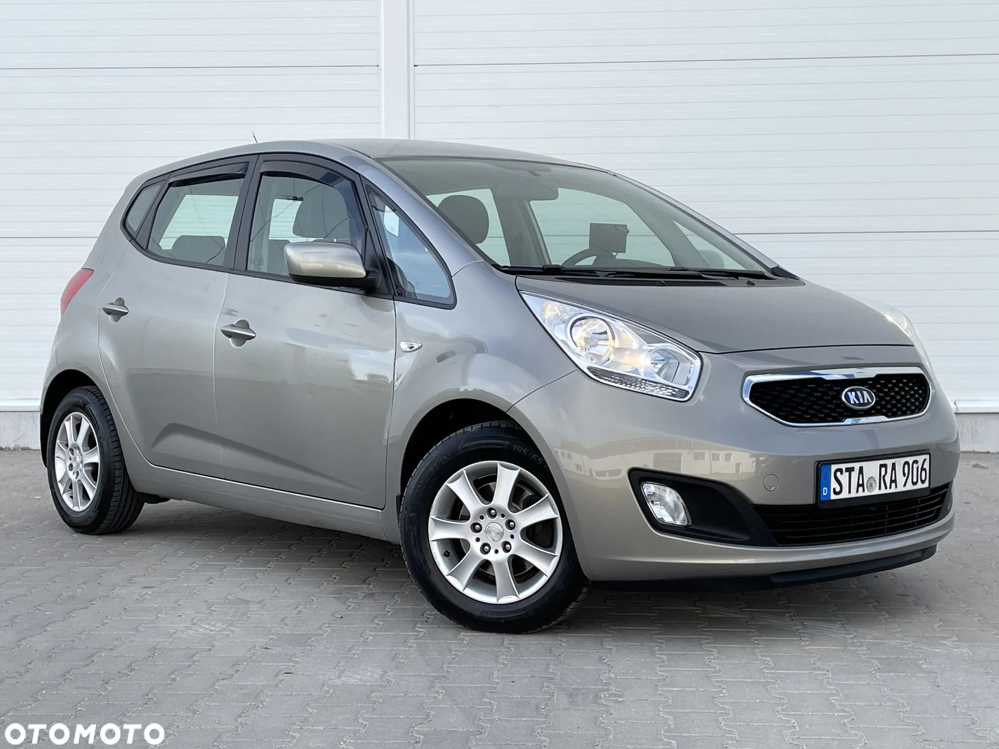 Kia Venga 1.4 CRDi 90 Attract - 4