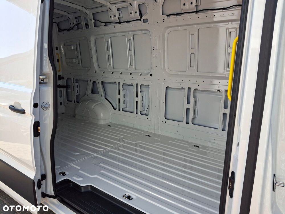 Volkswagen Crafter - 15