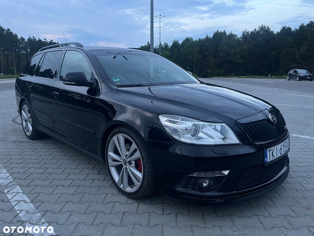 Skoda Octavia 2.0 TDI CR DPF RS - 3