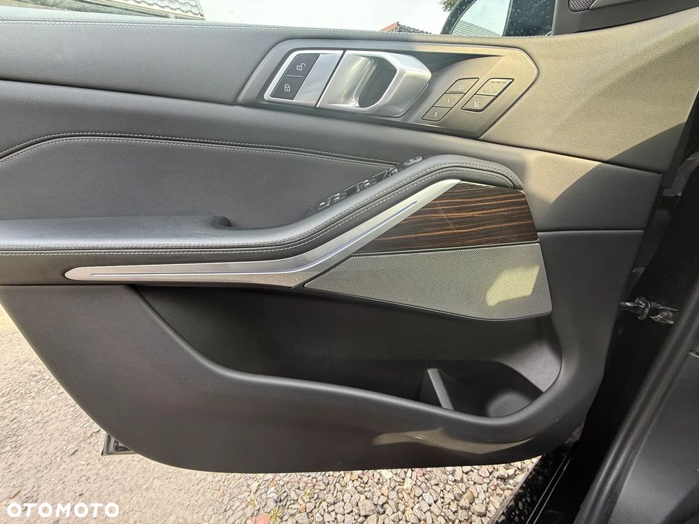 BMW X5 xDrive40i sport - 14