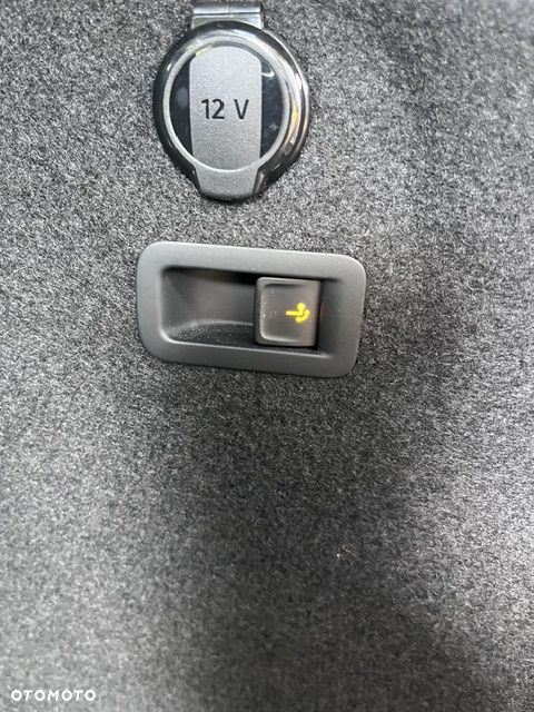 Volkswagen Golf - 28