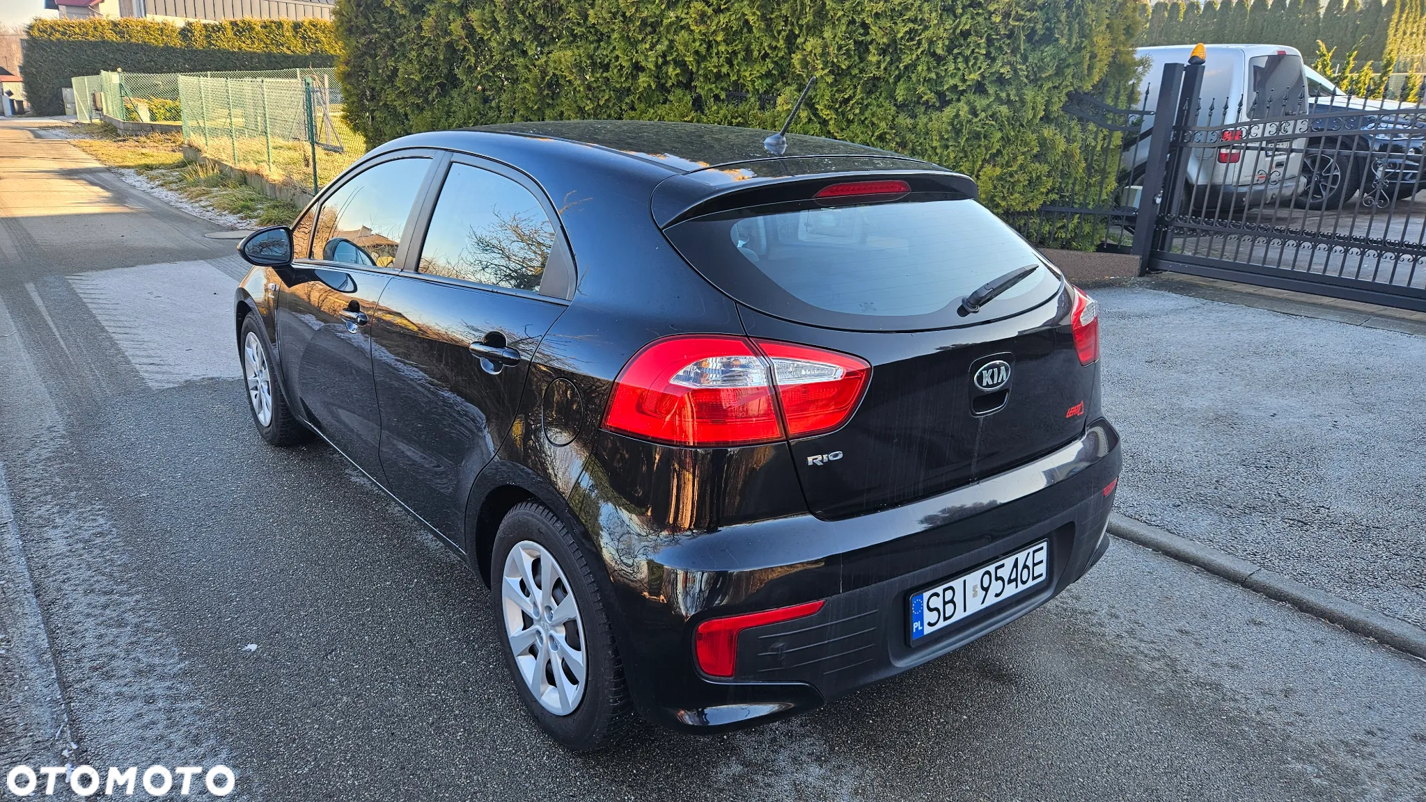 Kia Rio 1.2 Business Line - 12
