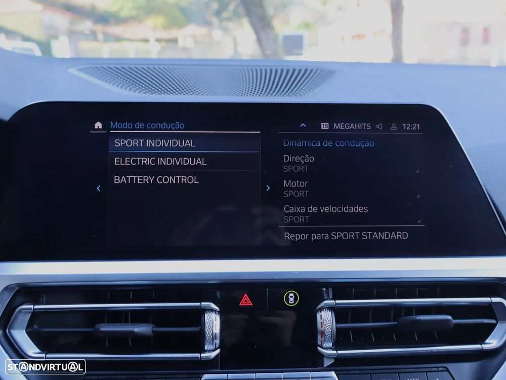 BMW 330 e Pack M Auto - 23