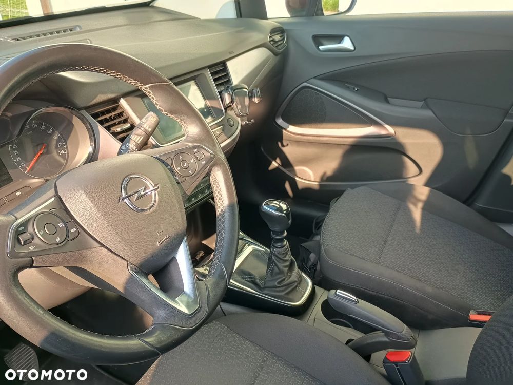 Opel Crossland X 1.2 T Enjoy S&S - 6
