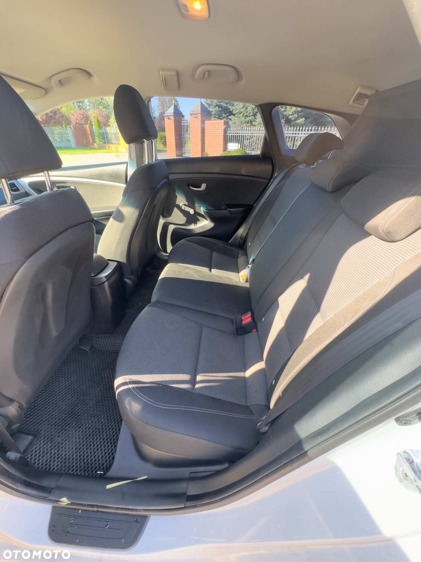 Hyundai i30 1.6 CRDi Classic + - 9
