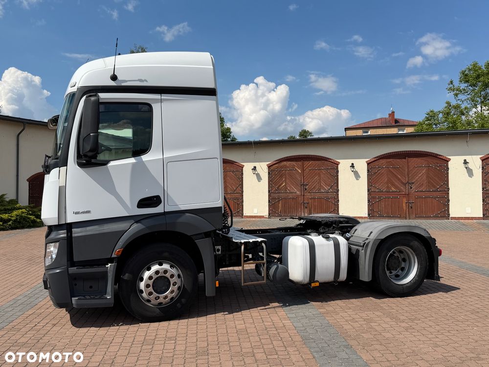 Mercedes-Benz Actros - 13