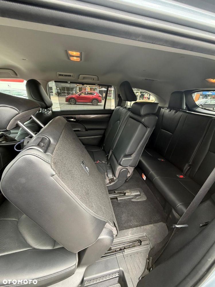 Toyota Highlander 2.5 Hybrid Executive - 16