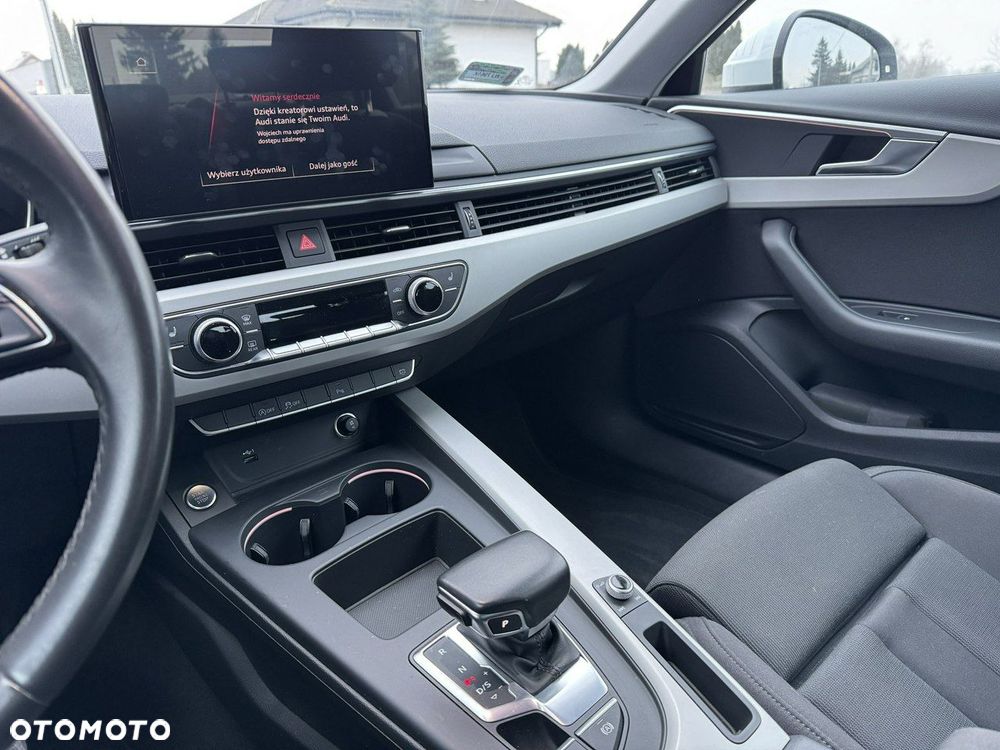 Audi A4 Limousine - 18