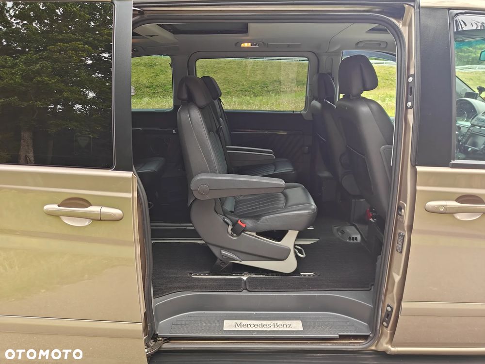Mercedes-Benz Viano - 26