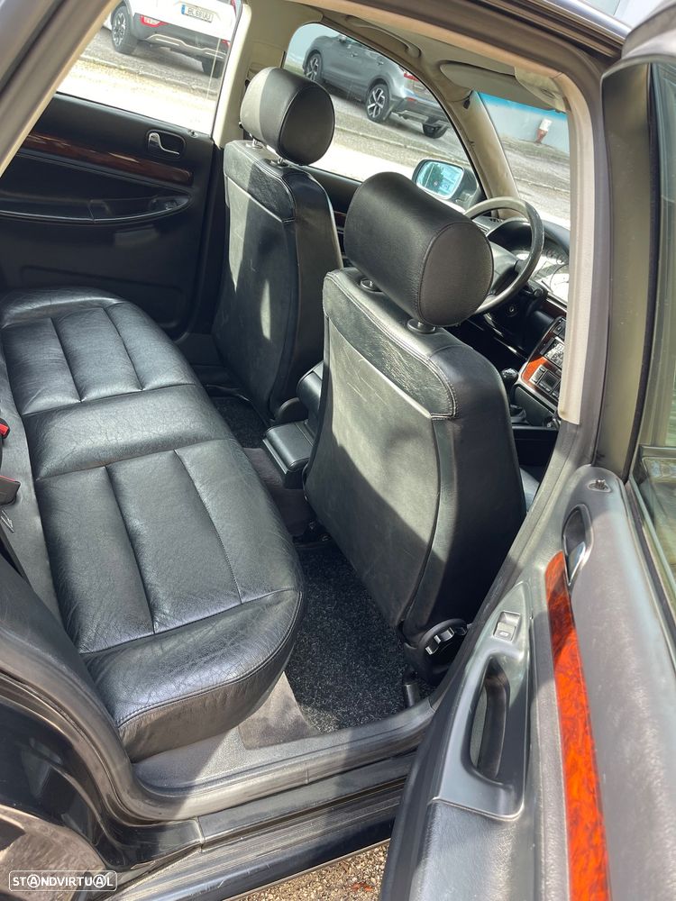 Audi A4 1.6 Plus - 8