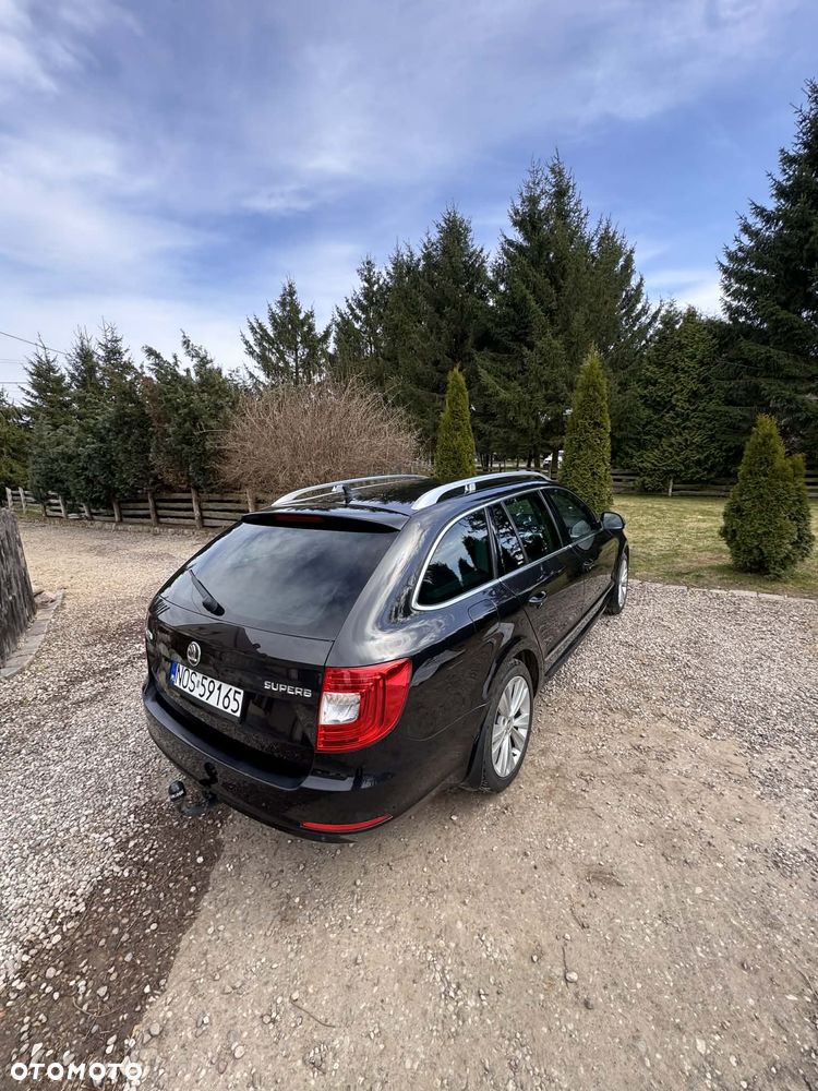 Skoda Superb 2.0 TDI Elegance - 4