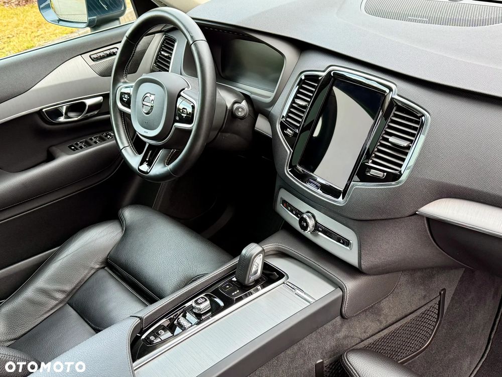 Volvo XC 90 B5 B AWD Geartronic Momentum Pro - 23