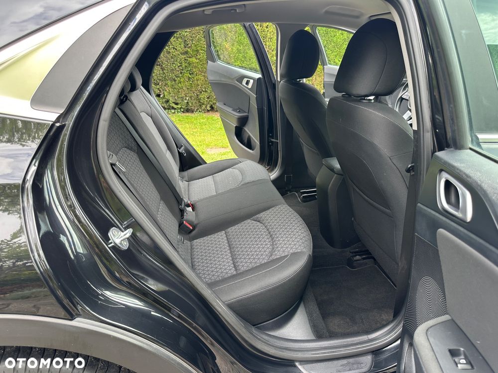 Kia XCeed 1.5 T-GDI OPF BLACK XDITION - 21