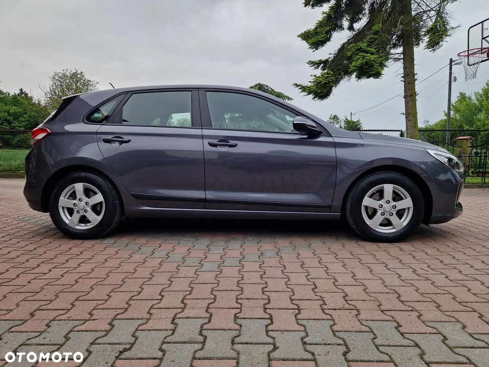 Hyundai i30 1.4 GO Plus - 10