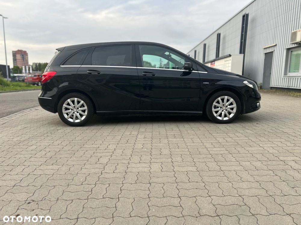 Mercedes-Benz Klasa B 180 CDI (BlueEFFICIENCY) - 13