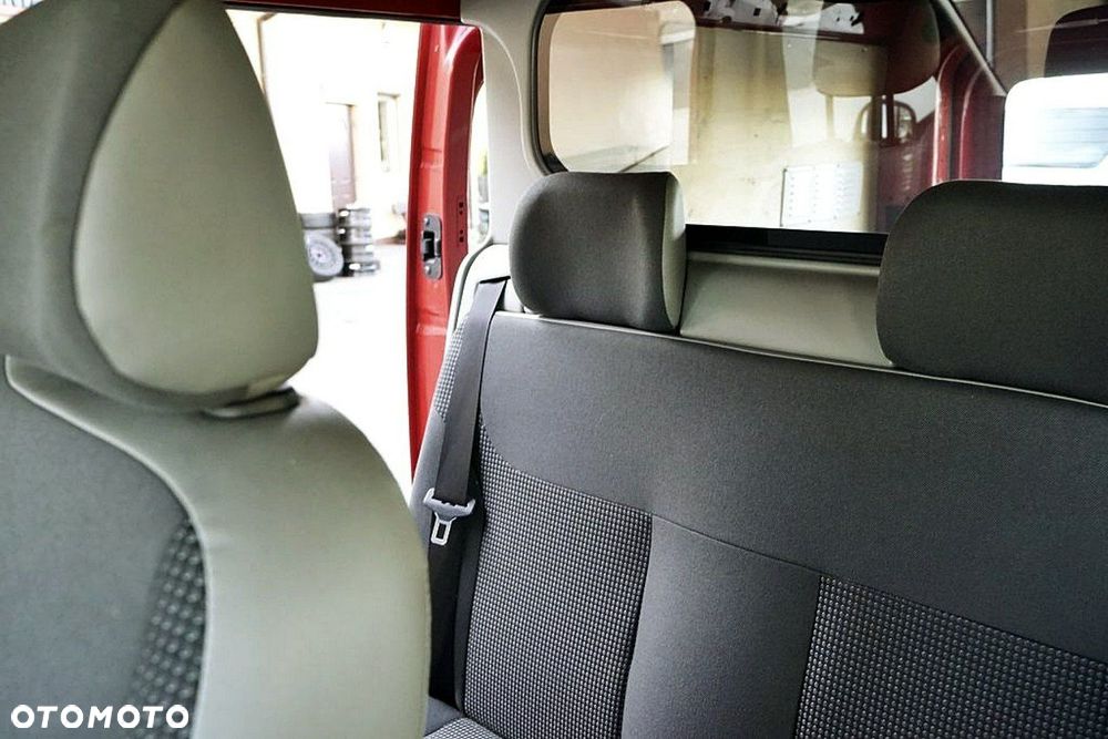 Opel Vivaro - 21