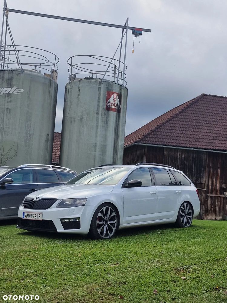 Skoda Octavia 2.0 TDI 4x4 RS Challenge DSG - 3
