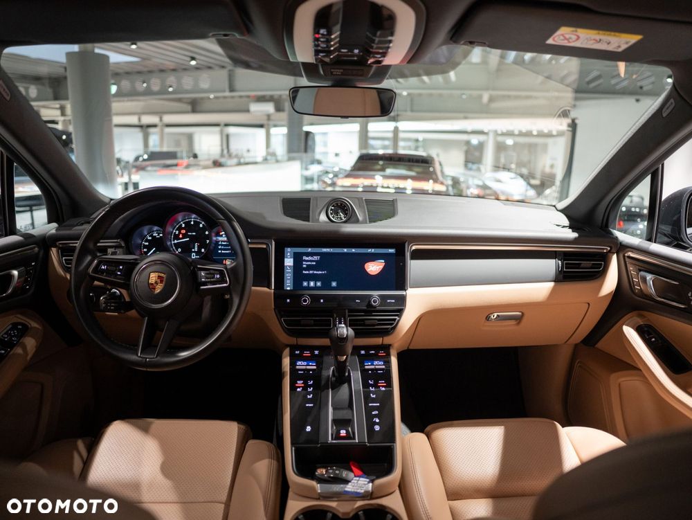 Porsche Macan - 23