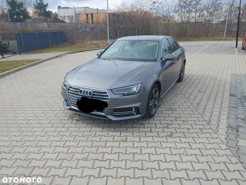 Audi A4 Limousine - 1