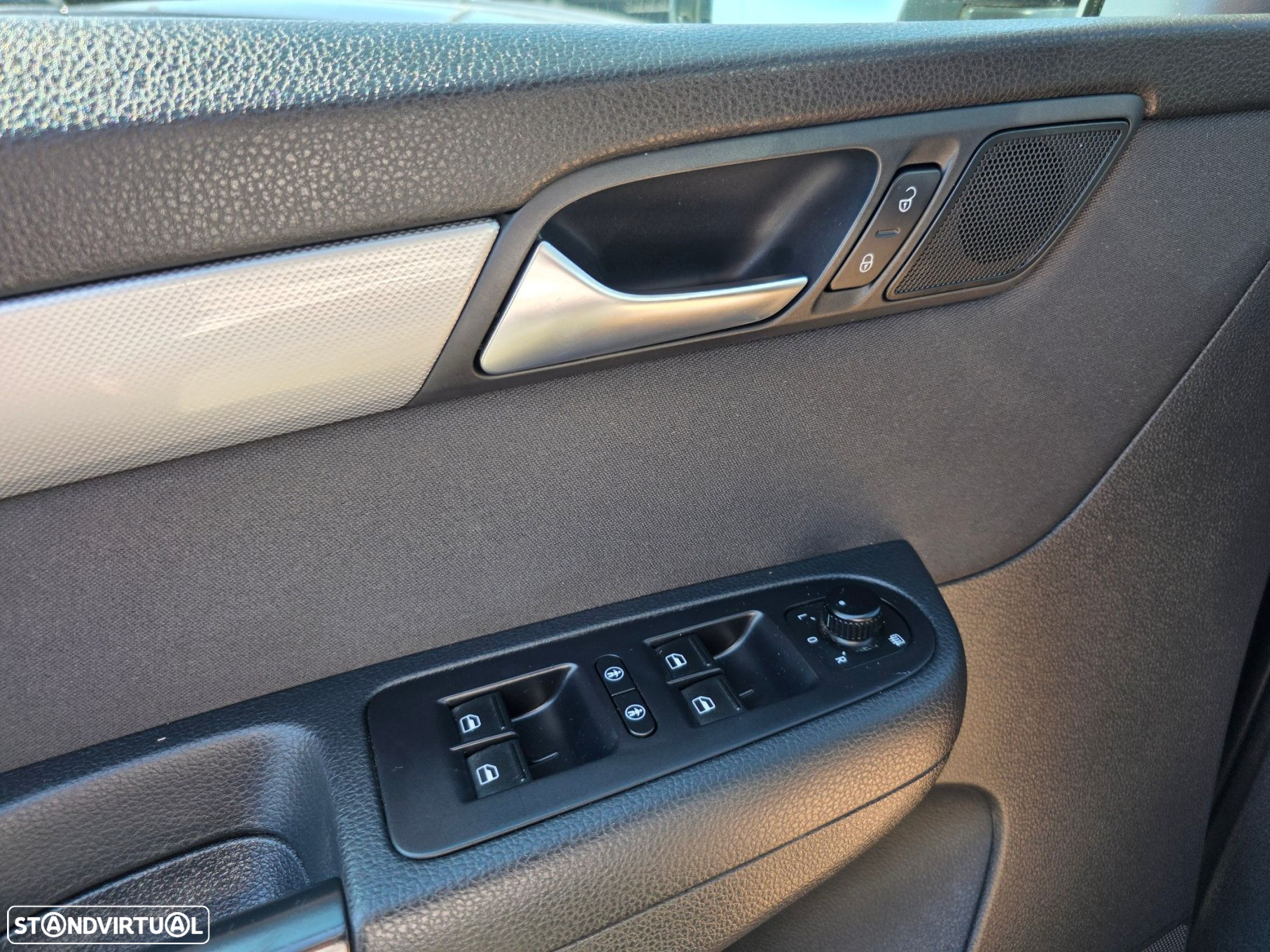 VW Sharan 2.0 TDI Trendline - 21