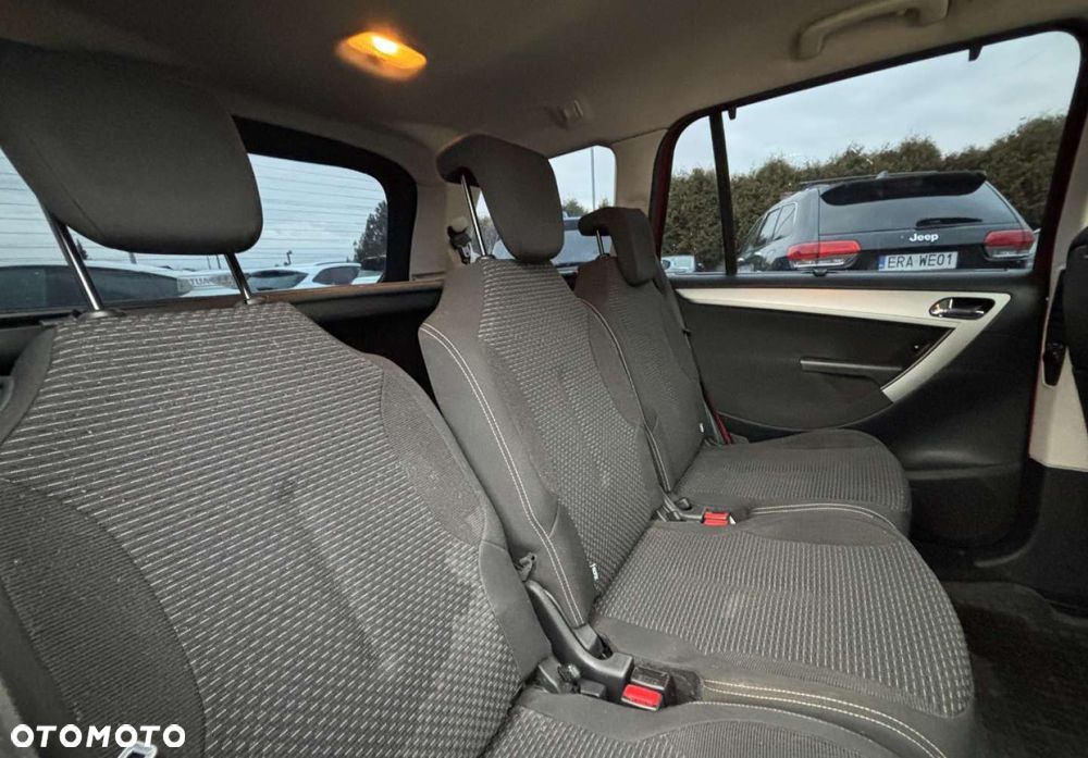 Citroën C4 Picasso - 12