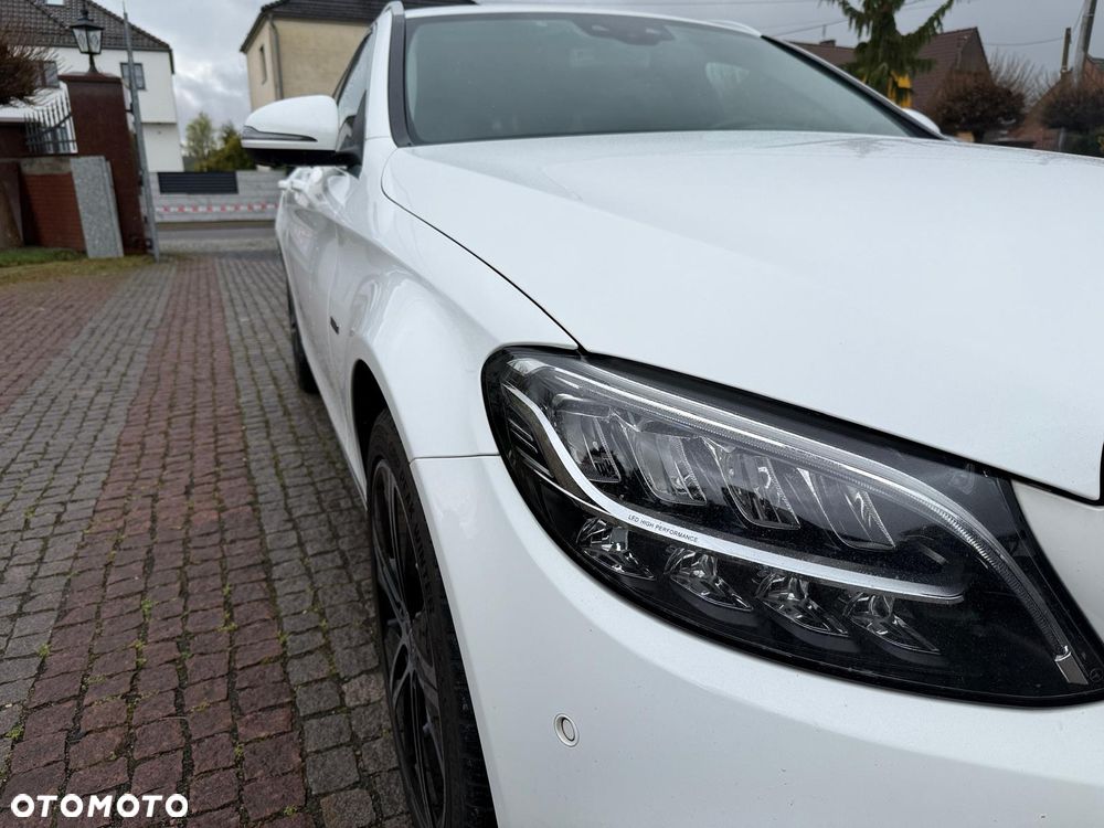Mercedes-Benz Klasa C 300 de 9G-TRONIC - 7