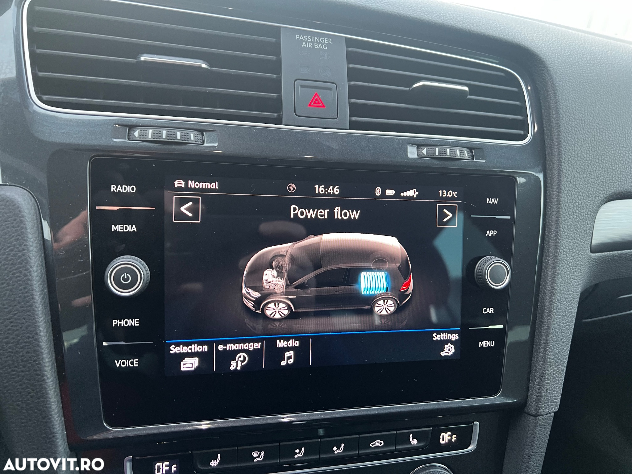 Volkswagen Golf e-Golf - 20