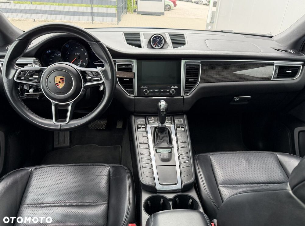 Porsche Macan - 23