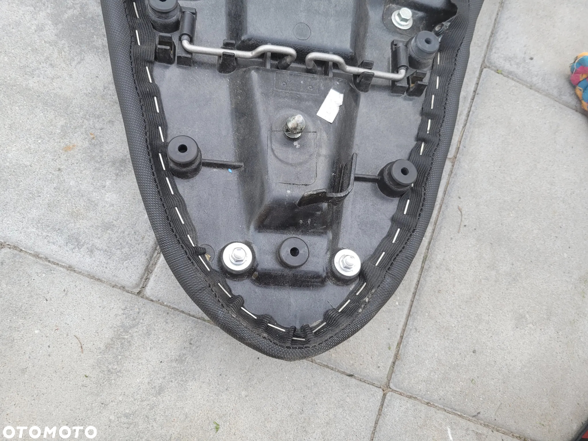 Siedzenie, fotel, kanapa Triumph Speed Triple 1050 - 26